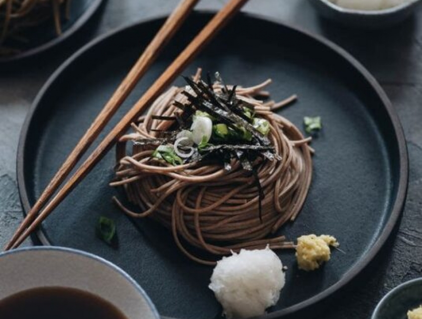 Bún Gạo Lứt Đỏ: Lựa Chọn Hoàn Hảo Cho Sức Khỏe Chúng Ta