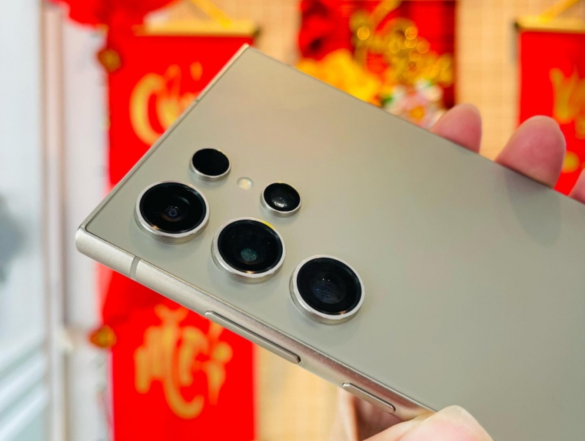 Samsung S24Ultra máy lướt còn BH 2025