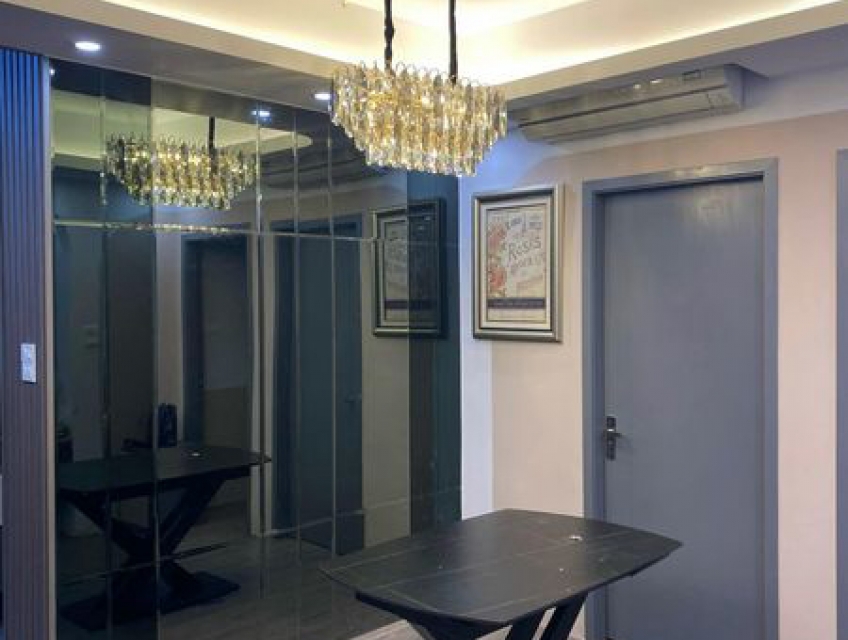 Gương màu đen trong các dự án cải tạo nhà cửa