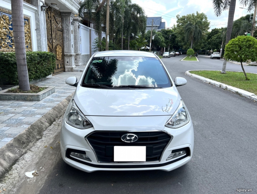 Cần bán Hyundai i10 sedan bản full 2021 - Trắng