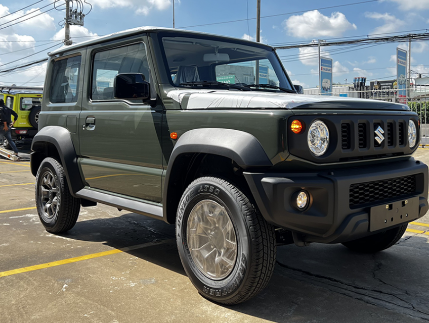 Chờ Đợi Suzuki Jimny 5 Cửa: Khi Nào Xe Chính Thức Ra Mắt Tại Việt Nam?