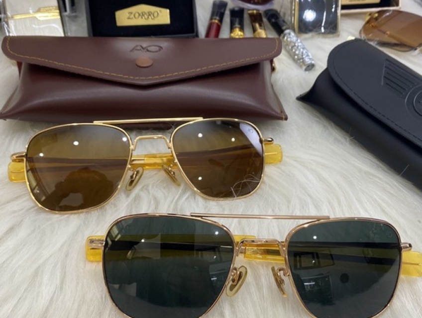 Kính cơn pilot american malaysia chính hãng và địa chỉ bán kính râm