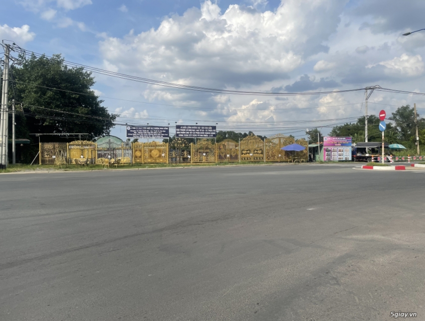 SHOWROOM CỔNG NHÔM ĐÚC HỢP KIM CAO CẤP VINA CỔNG