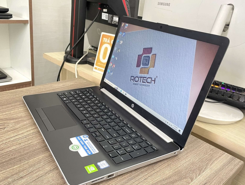 HP 15 i3-7020U 8GB SSD128GB+500GB VGA NVIDIA MX110