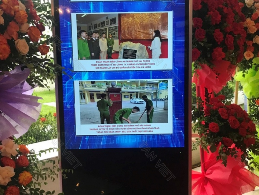 Cho thuê Standee điện tử đẹp giá rẻ