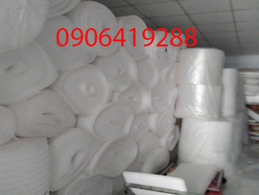 Màng xốp pe dùng quấn đồ gốm ,sứ chống bễ vỡ