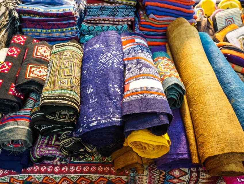 Vải thổ cẩm dân tộc Thái họa tiết con tu hú mua ở đâu?