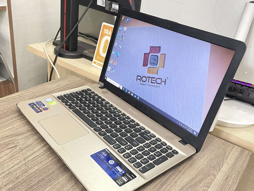 Asus X541U i7-6500U 8GB 128GB VGA NVIDIA 920MX 2GB