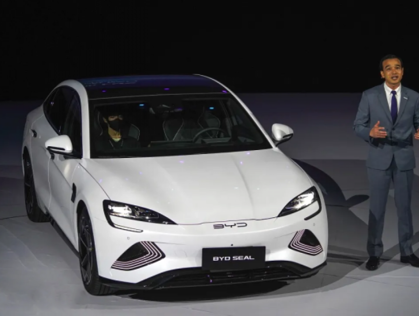 Đánh giá chi tiết xe BYD Seal 2025 thiết kế thể thao