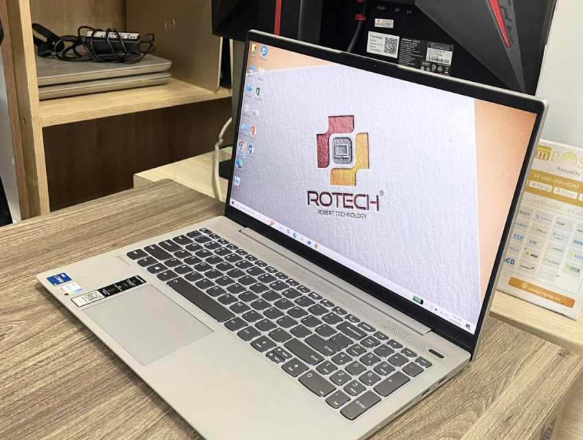 Lenovo Slim 5 15ITL05 i5-1135G7 8GB 512GB Pin 4-5H