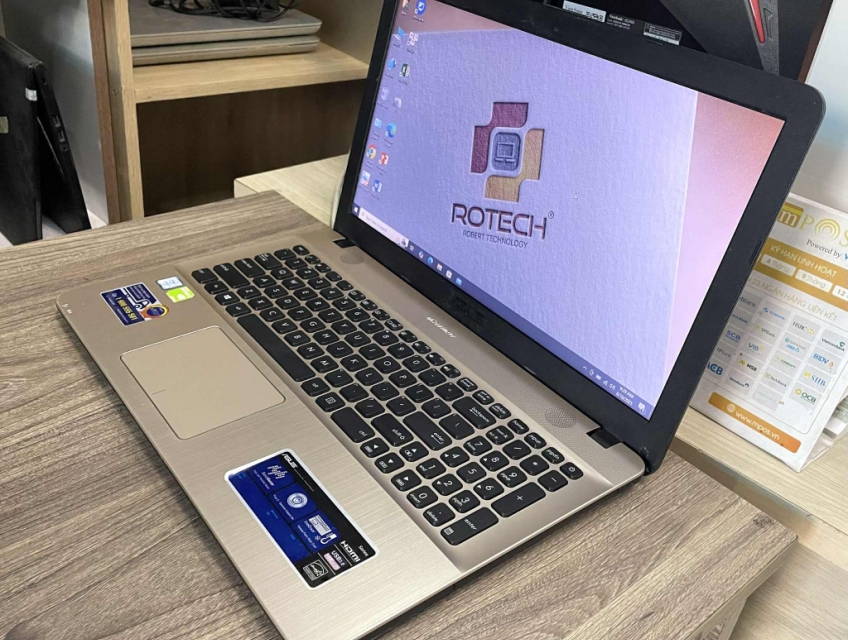 Asus X541U i7-6500U 8GB 128GB VGA NVIDIA 920MX 2GB