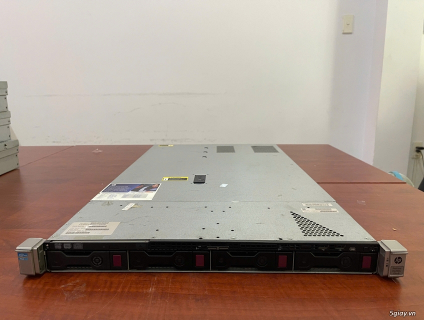 Thanh lý Máy Chủ HP ProLiant DL320e G8 – Giá rẻ bất ngờ