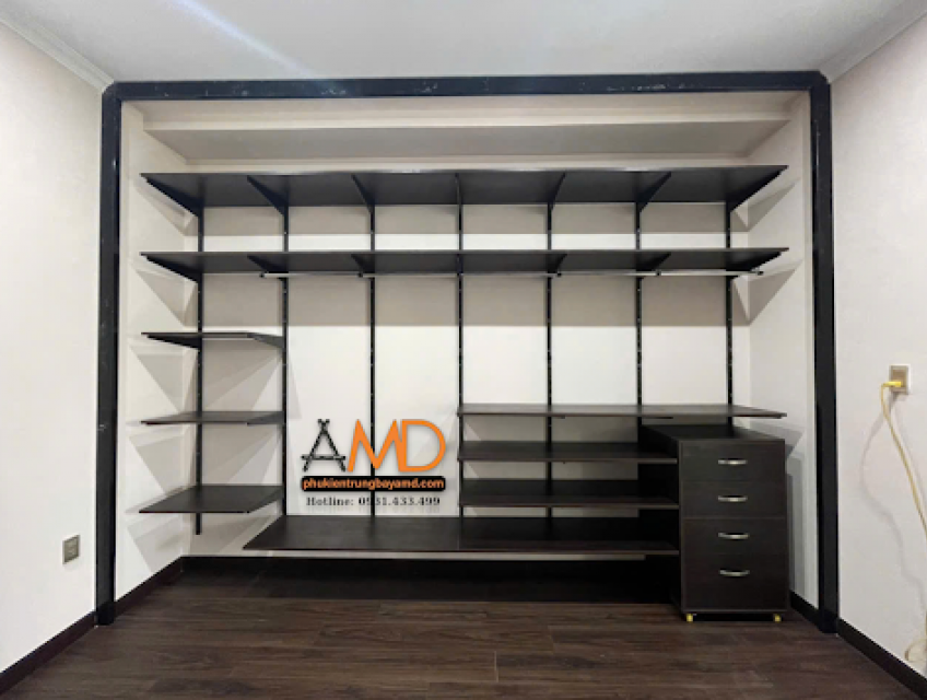 Bộ kệ quần áo thanh ray AMD – một hệ kệ mở tinh gọn