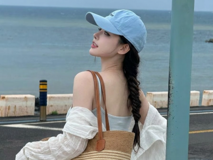 Túi cói – Món đồ không thể thiếu khi đi biển