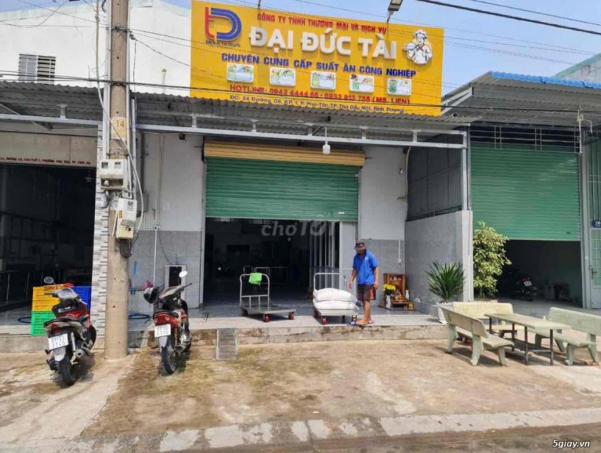 Tuyểm Nhân viên phục vụ suất ăn công nghiệp