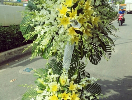 Hoa Đám Ma Quận 11