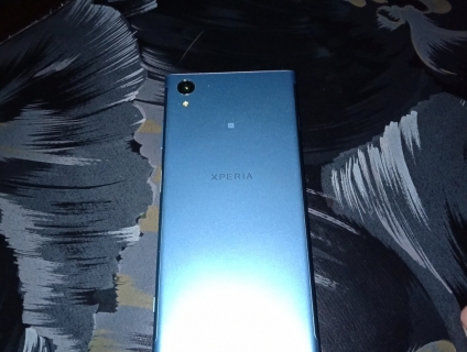 Bán 1 cây sony xa1 plush xanh dương bảo hành 11 tháng