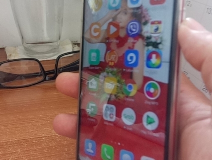 Oppo f7 ram 6gb. Rom 128gb