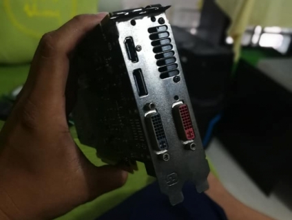 VGA chữa cháy XFX R9-270X 2gb ddr5 !!!!
