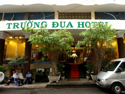 Tuyển bảo vệ (ca ngày 7h-19h) khách sạn Trường Đua - Quận 10