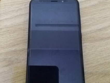 Redmi 5plus 3/32 xtay mua dc 10ngày như mới BH 15 tháng