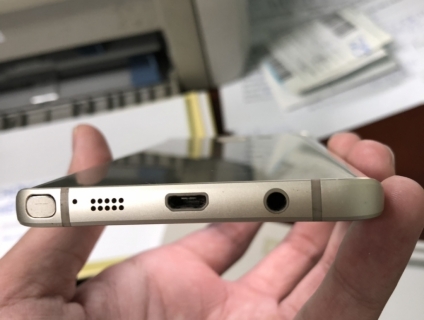 Cần bán Note 5 gold 32GB, 99%, zin chưa bung!