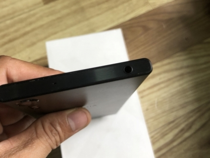 Sony Xperia XZS mua và BH tại NguyenKim