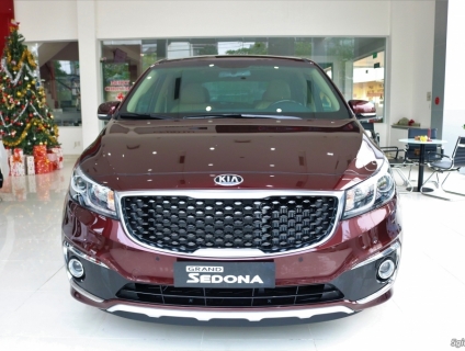 Cần bán Kia Sedona DATH năm 2018, hỗ trợ vay lãi suất thấp.