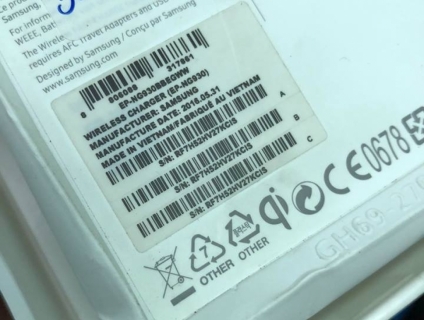 Đế sạc đứng không dây Samsung EP-NG930 có sạc nhanh