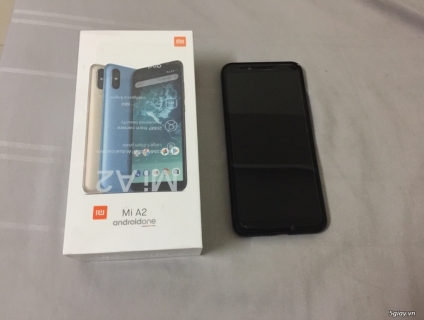 Bán xiaomi A2 đen 4/32GB chính hãng fullbox 99,99%