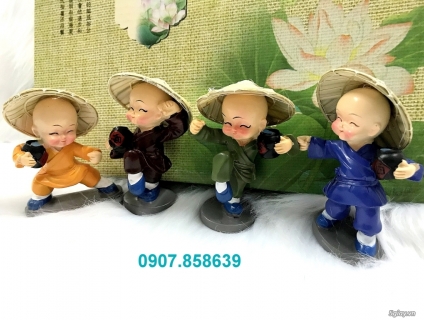 Bộ 4 tượng chú tiểu múa túy quyền, túy quyền đội nón lá