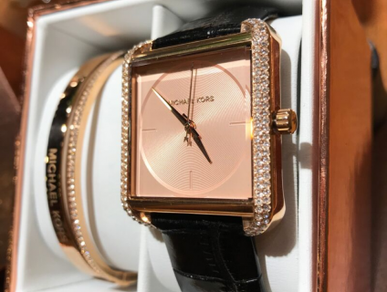 Đồng Hồ Michael Kors MK3830 Xách Tay Mỹ