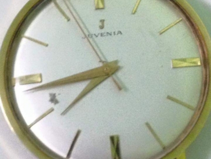 Đồng hồ juvenia