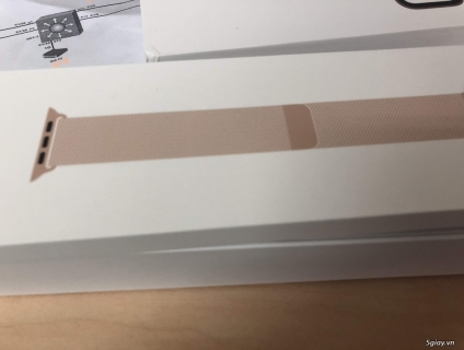 Apple Watch Series 4 44mm milanese gold