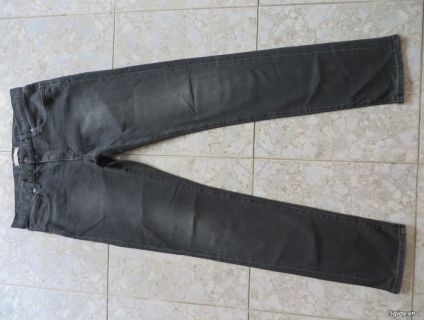 [authentic] jean uniqlo (2nd)---et 23h  25/9/2019