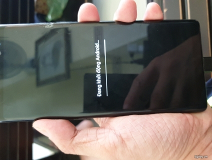 Xác note 8 việt  nam - khởi động lại liên tục
