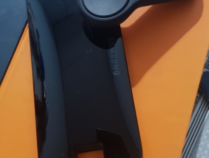 Không sử dụng nên bán lại Kính thực tế ảo Samsung Note8, chính hãng