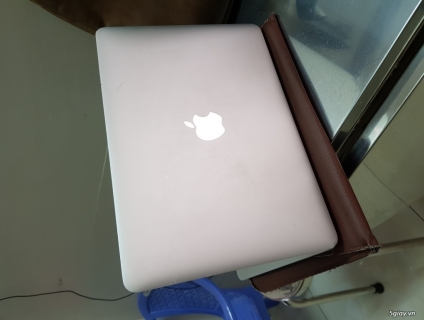 Cần bán Macbook Air 2013 core I5, Ram 4Gb, 128gb