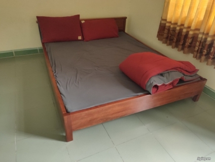 Thanh Lý Giường Gỗ Xoan Đào 1m6 Giá Rẻ