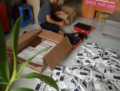 Cung cấp pin sạc dự phòng Genshai 10000mAh in khắc logo giá rẻ