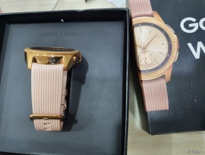 Cần bán galaxy watch size 42mm