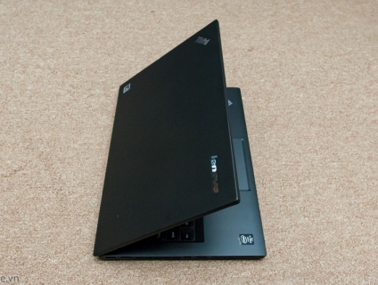 IBM. Lenovo Thinkpad. T450s i7 5600 14in FullHD IPS RAM 8GB SSD 256GB
