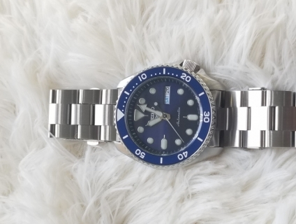 SEIKO 5 sport 2019 mặt xanh, giá sinh viên