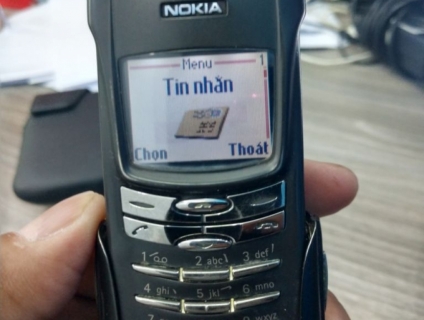 Nokia 8910i vỏ zin, sơn zin, cáp đỏ, cơ zin, trùng imei