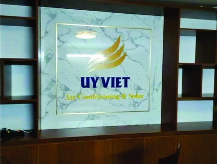 Làm Logo quầy lễ tân giá rẻ