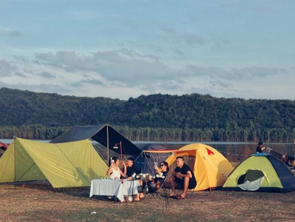 Bỏ túi ngay Những Kinh Nghiệm và dịch vụ thuê lều cắm trại Hồ Dầu Tiến
