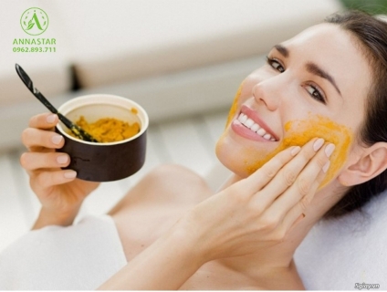 Phục hồi làn da bị nám sạm tàn nhang lão hóa với mặt nạ nghệ Moomery