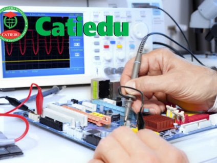 Tuyển sinh đại học kỹ thuật điện tử truyền thông