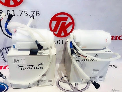 Bơm xăng Porsche Cayenne bên trái , phải