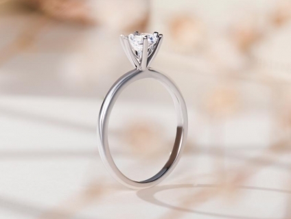 Đeo nhẫn cầu hôn ngón nào cho đúng